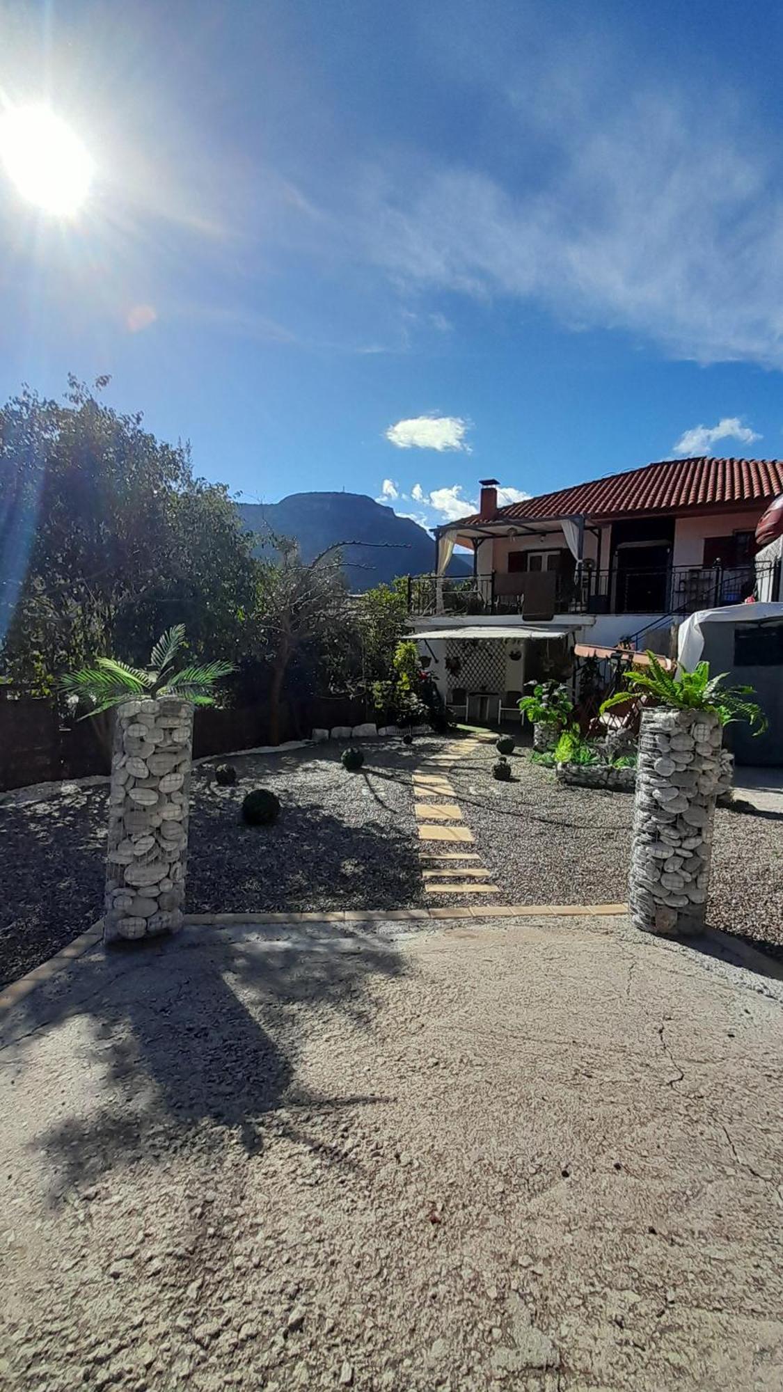 George House Διαμέρισμα Λεωνίδιο Εξωτερικό φωτογραφία